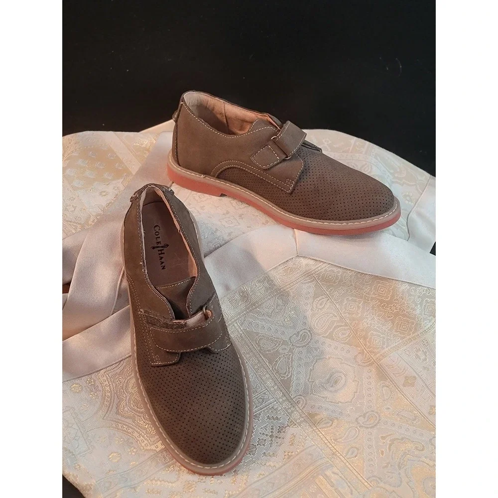 Cole Haan Kids Suede Perforated Oxford Shoes Olive Green Size 2 Hook Loop Strap